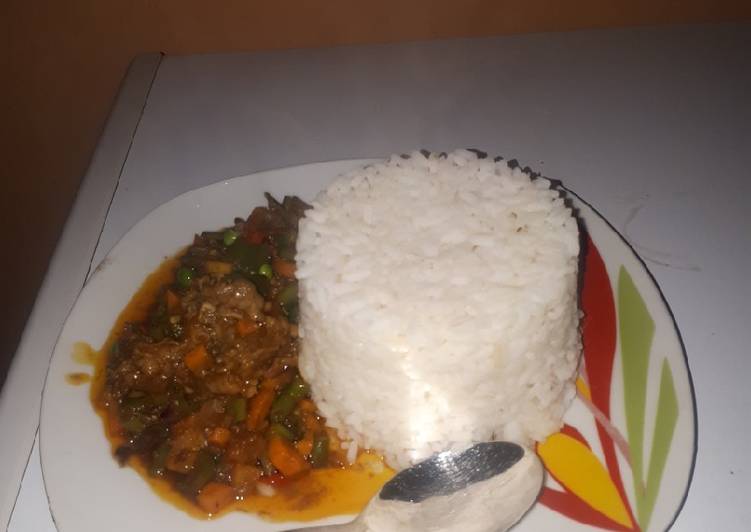 Simple Way to  Rice with mix-Veg sauce and Beef