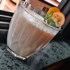 Oats Banana Smoothie A picture of Oats Banana Smoothie.