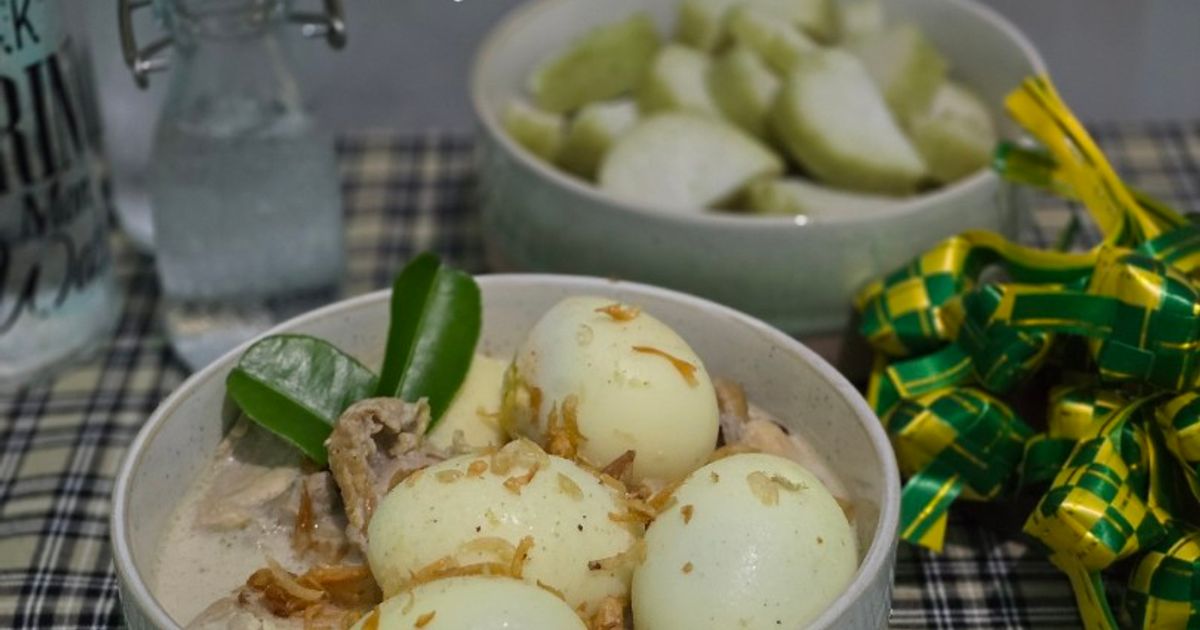 296. Opor Ayam dan Telur