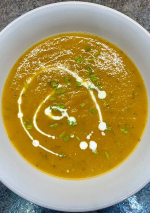 A picture of Carrot and Coriander Soup #eattherainbow.