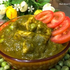 A picture of Palak Matar Paneer (Cottage Cheese & Peas in Spinach Gravy)- Green Vegetable Curry.