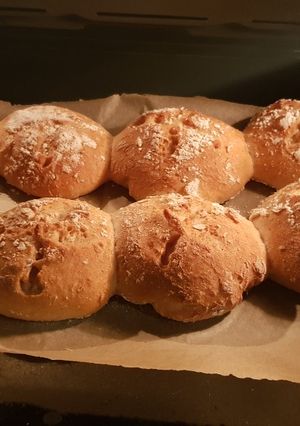 O poză a rețetei Opt pâinici voinici fără gluten.