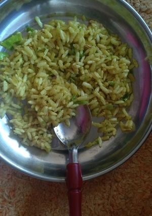મમરા ની ઉપમા (murmura upma recipe in gujrati) રેસીપી મુખ્ય ફોટો