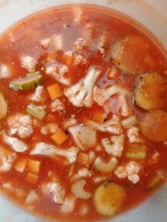 عکسی از دستور ترشی گوجه فرنگی