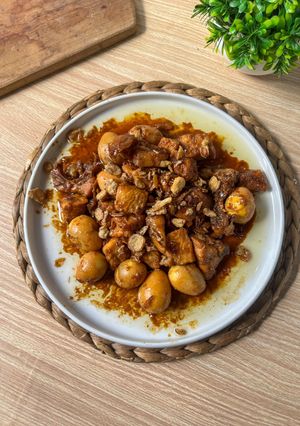 Foto resep Semur ayam telur puyuh simpel