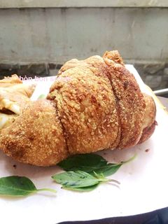 Hình của món Chân Giò Heo chiên Giòn Bì.