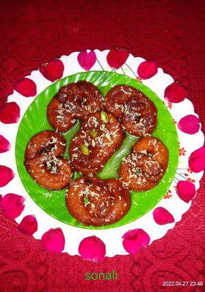 ক্ষীর ছানার জিলিপি (Kheer Chanar jilipi recipe in bengali) রেসিপির প্রধান ছবি