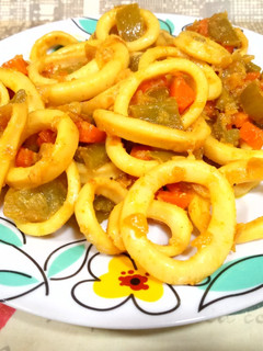 Una foto de Anillas de calamar al curry