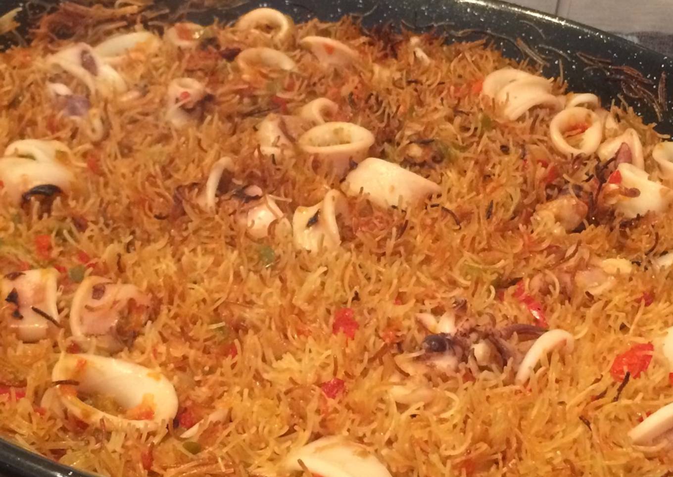 Fideuá con calamares