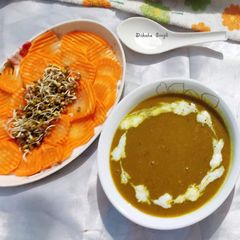 A picture of Moong Sprouts Soup.