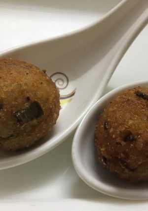A picture of Rice balls.