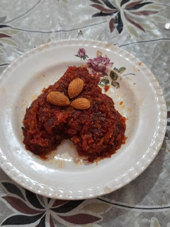 ગાજર નો હલવો (Gajar Halwa Recipe In Gujarati) રેસીપી મુખ્ય ફોટો