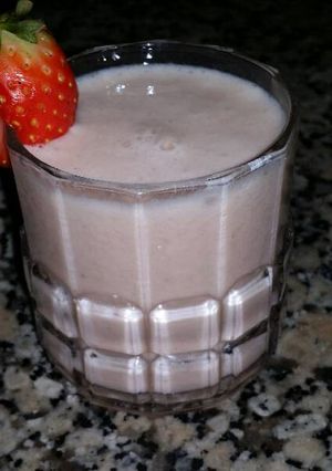 صورة لوصفة 🍌🍎🍊🍓كوكتيل توتو
