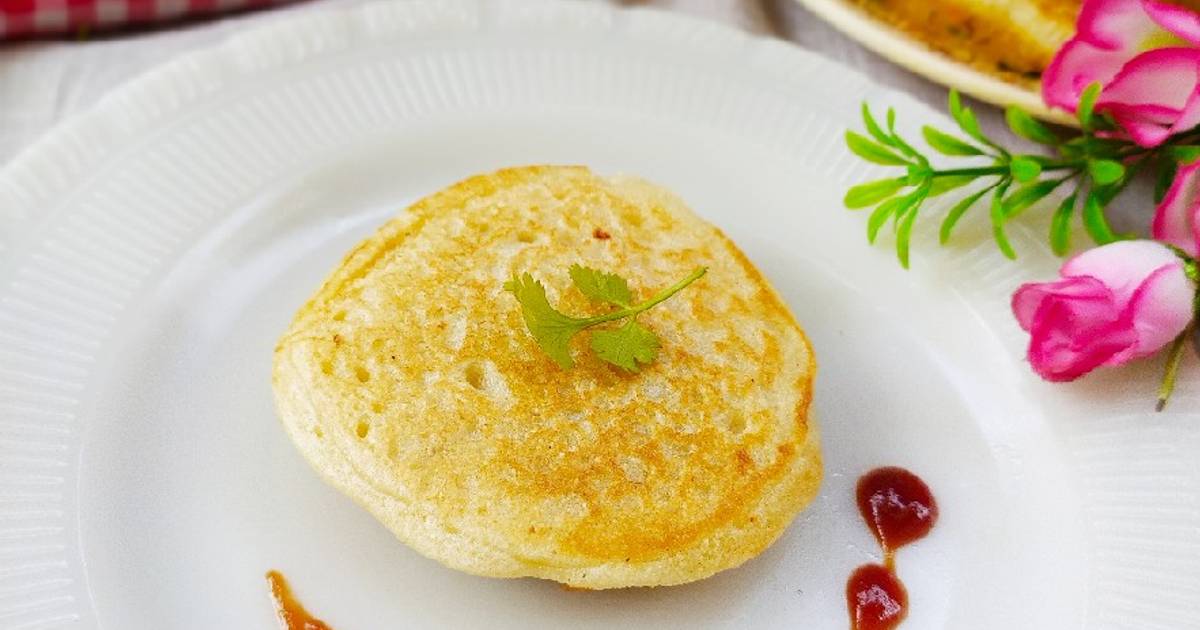 Veg stuffed Suji Pancake Recipe by Nazia Parveen - Cookpad