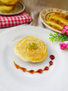 A picture of Veg stuffed Suji Pancake.