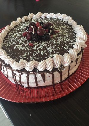 Erdei gyümölcsös, nagyon finom, könnyű torta recept fotója