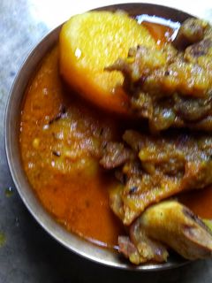 খাসির মাংসের ঝোল রেসিপির প্রধান ছবি
