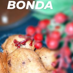 A picture of Aloo bonda aloo pakora.