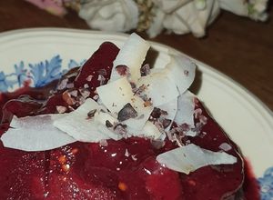 Una foto de Helado natural de frutos del bosque