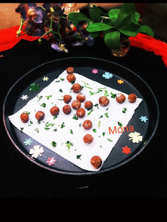आंवला की गटागट कैंडी (amla ki gatagat candy recipe in Hindi) रेसिपी मुख्य फोटो