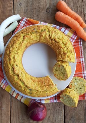 Foto di Ciambella di ortaggi senza glutine e lattosio