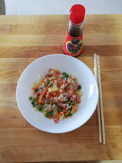 Una foto de Arroz tres delicias