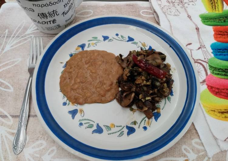 Champiñones con mantequilla al ajo