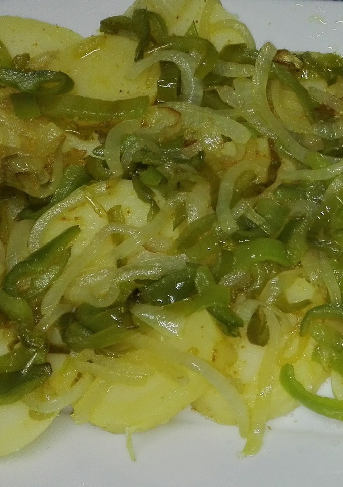 Una foto de Patatas a lo pobre saludables