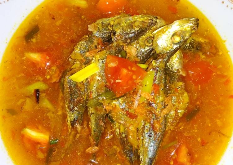 Resep Pindang Ikan Layang Pedas 🐟 yang Enak