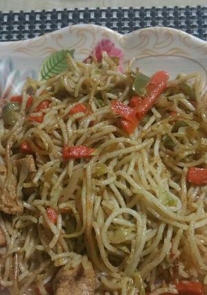 A picture of Noodles.
