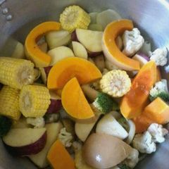 A picture of Pot Roast Veggies.