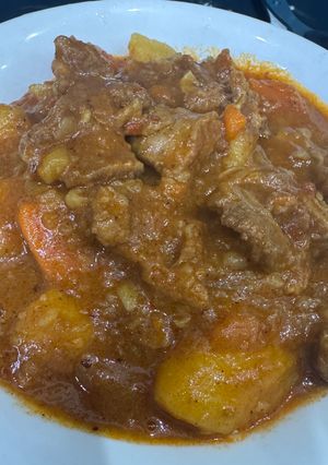 Hình của món Bò sốt vang.