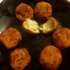 A picture of Cheesy chicken nuggets.