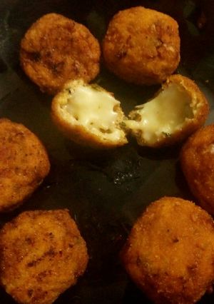 A picture of Cheesy chicken nuggets.