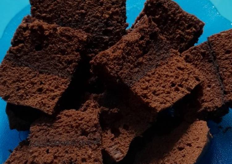 Langkah Mudah untuk Membuat Brownies Kukus takaran sendok yang Enak