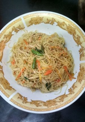 Foto resep Bihun WorYam (wortel ayam)