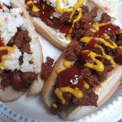 A picture of Hotdogs on a busy day!.