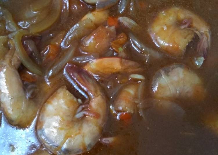 Langkah Mudah untuk Membuat Udang asam manis pedas, Bisa Manjain Lidah