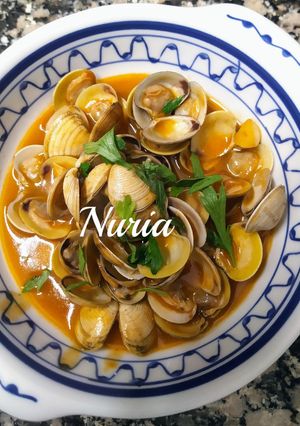 Una foto de Almejas a la gallega