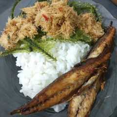 รูปของ Urap Latoh (Urap Anggur Laut)