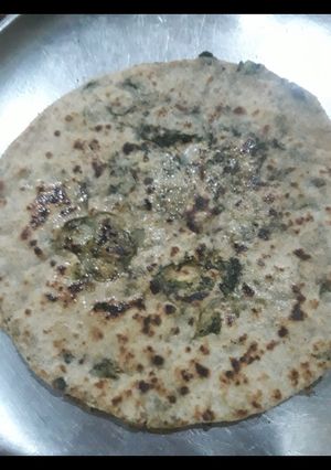 मेथी का पराठा (methi ka paratha recipe in Hindi) रेसिपी मुख्य फोटो