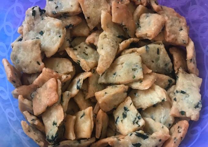 kue bawang low budget😅 - resepenakbgt.com