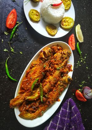 A picture of Pabdar Tel Jhal(Pabda Fish Curry).
