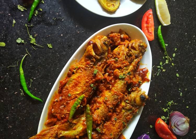 How to Make Quick Pabdar Tel Jhal(Pabda Fish Curry)