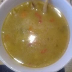 A picture of Peas soup.
