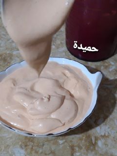 صورة لوصفة صلصة منزلية للسندويش