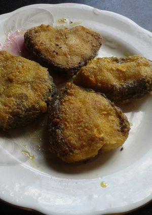 A picture of Fried fish.