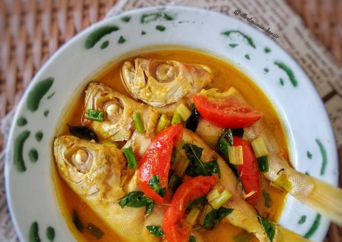 Gulai Ikan Golok Merah