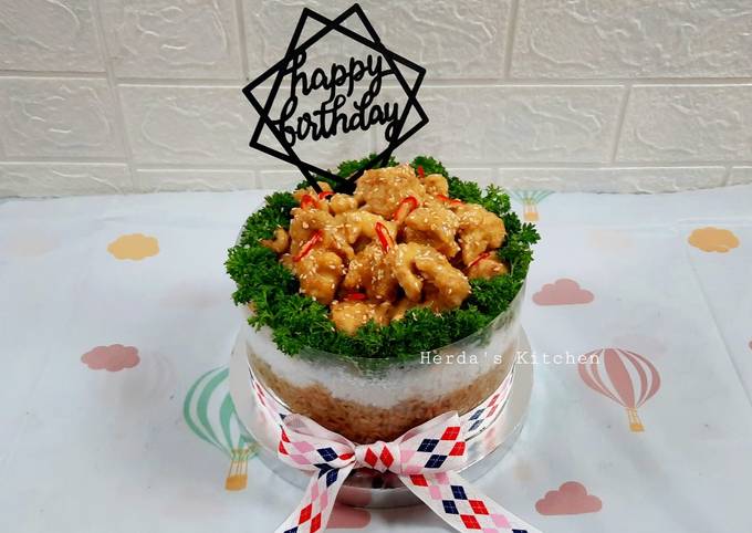 Cara Gampang Membuat Kue Ulang Tahun Indomie &amp; Ayam Krispy Saus Yakult Mayonaise, Enak