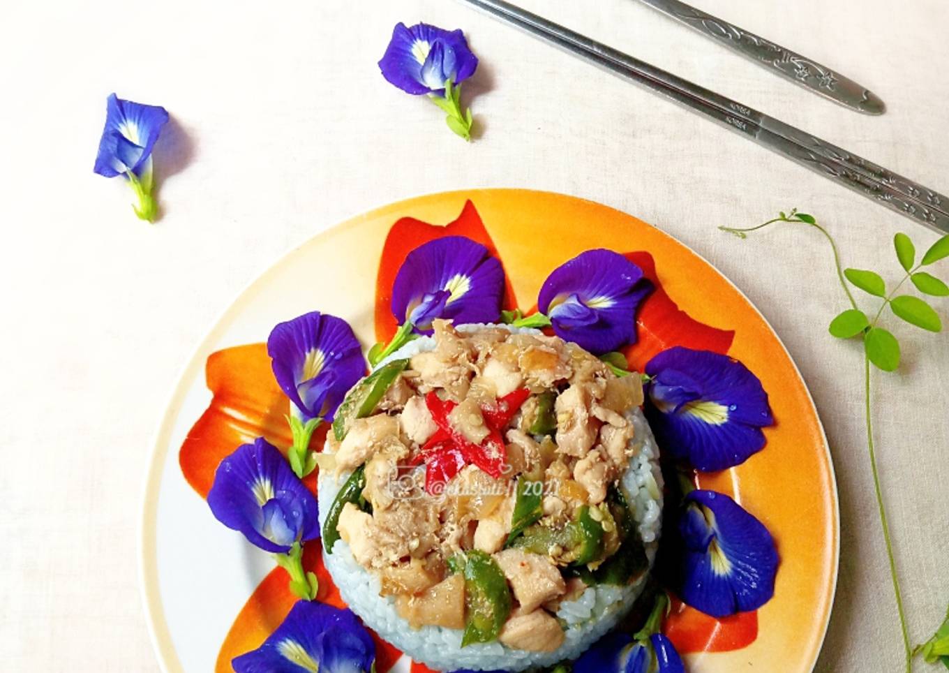 Nasi Tim Bunga Telang - Topping Ayam Jamur